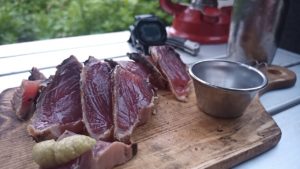 肉のようなカツオのたたき