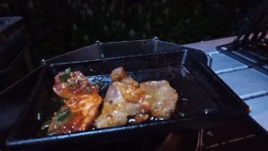 ダイソー鋳物鉄板で牛カルビ焼肉