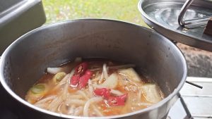 豚キムチ鍋にうどん