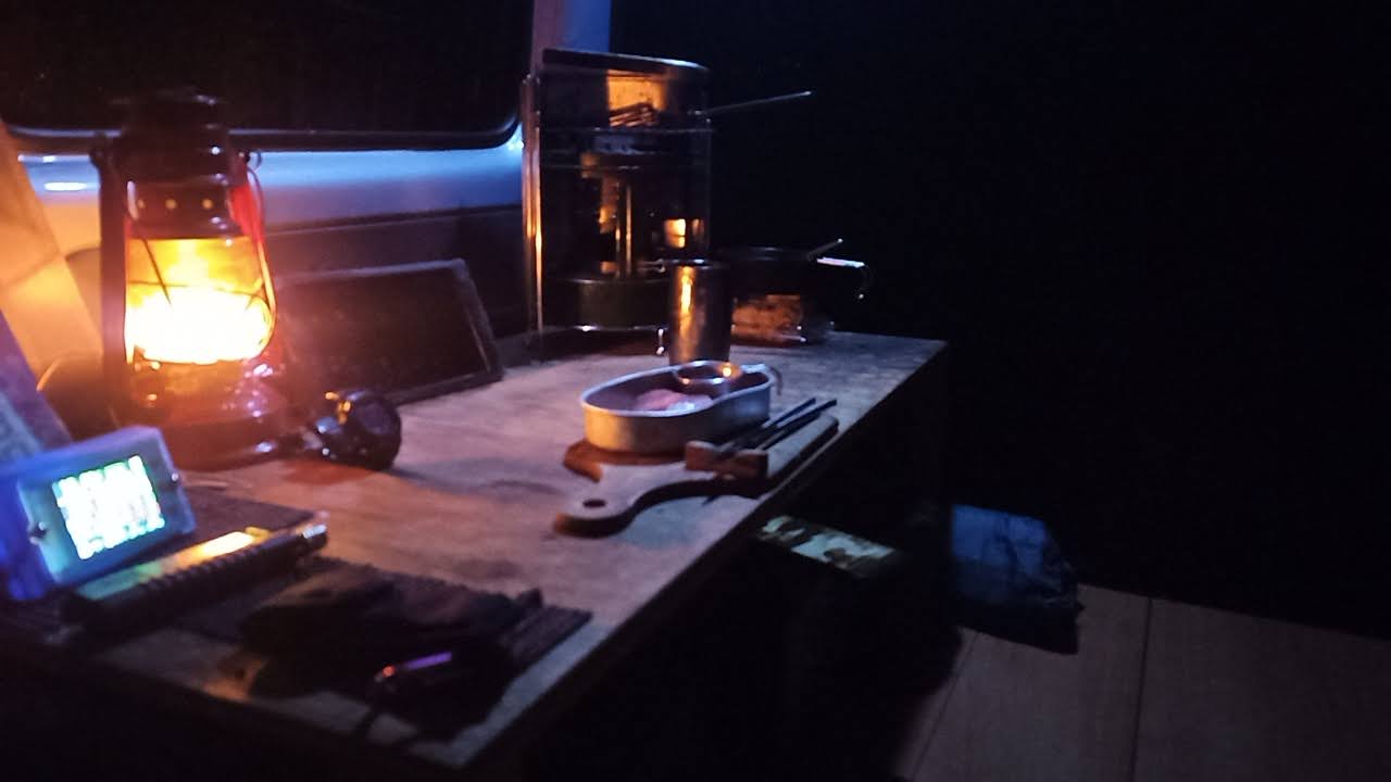 車中泊キャンプの車内レイアウト