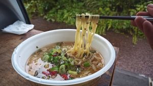 カップラーメン