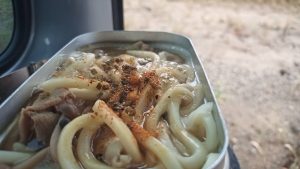 メスティンで煮込みうどん