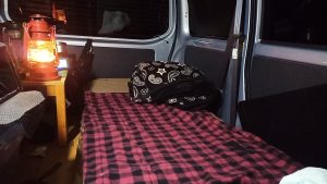 車中泊で電気毛布