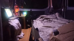 軽バンで車中泊