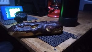 キャンプでエクレア