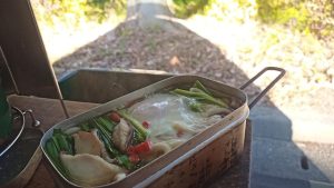 ダイソーメスティンで月見うどん