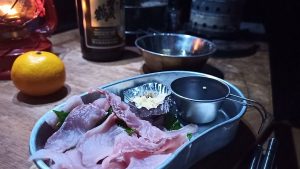 キャンプで鯉のアライ