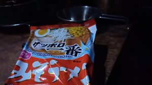 キャンプでサッポロ一番