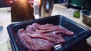 ダイソー鉄板と豚レバー