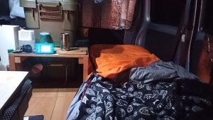 今夜の車中泊レイアウト