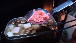 ダイソーメスティンでハヤシライス