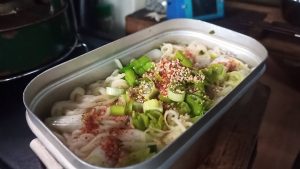 メスティンでマルちゃん塩ラーメン