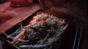 黒鉄鉄板でチキンステーキ