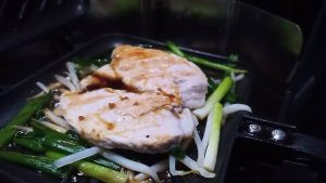 ホットサンドメーカーでポークステーキ