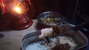 ハンバーグと白ご飯