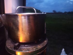 中華ストーブとケトルクッカー