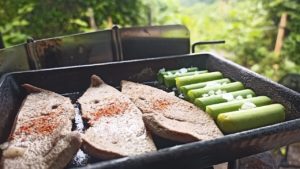 豚レバーの鉄板焼き