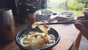 モツ鍋にうどん