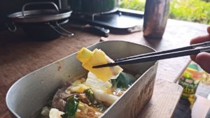 蒸しあがった下仁田ネギ