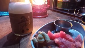 カツオのタタキとマグロの中落と五郎八